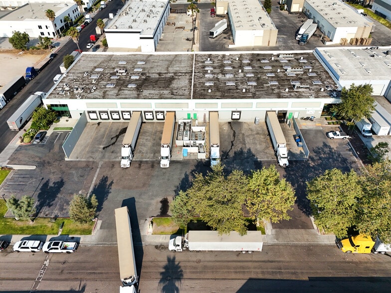 2390 Michael Faraday Dr, San Diego, CA for sale - Building Photo - Image 2 of 11