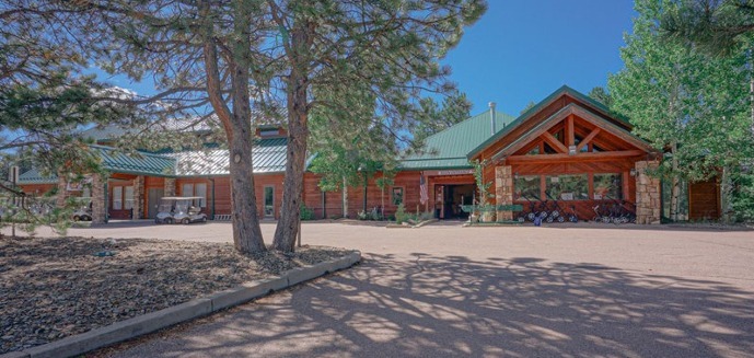 100 Shining Mountain Ln, Woodland Park, CO for sale - Primary Photo - Image 1 of 3