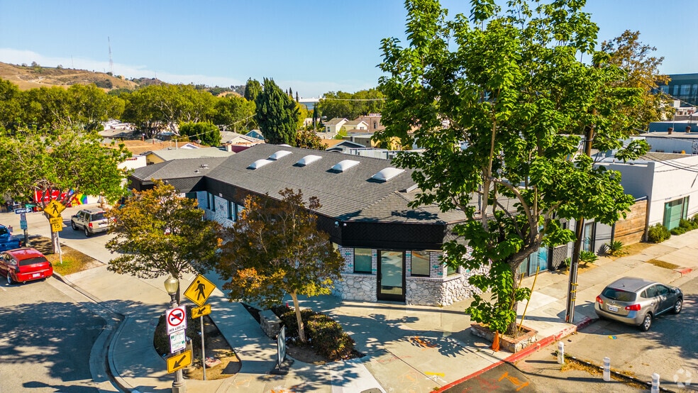 3951 Higuera St, Culver City, CA for sale - Building Photo - Image 1 of 22