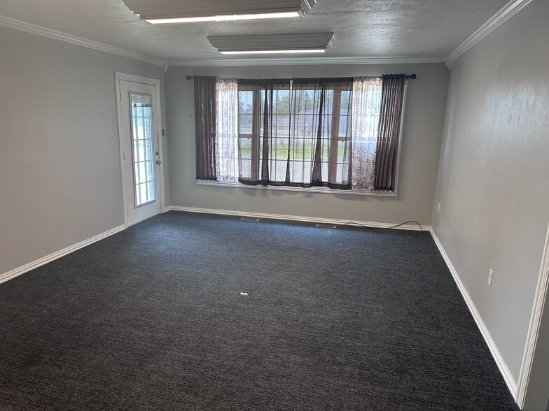 567 E Highway 64, Conway, AR for lease - Building Photo - Image 2 of 19