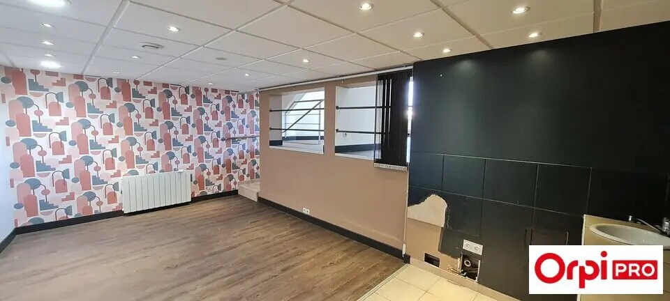 Retail in Plérin for lease - Interior Photo - Image 3 of 6