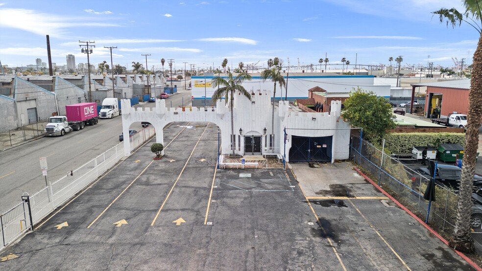 1500 W Pacific Coast Hwy, Long Beach, CA for sale - Aerial - Image 2 of 11