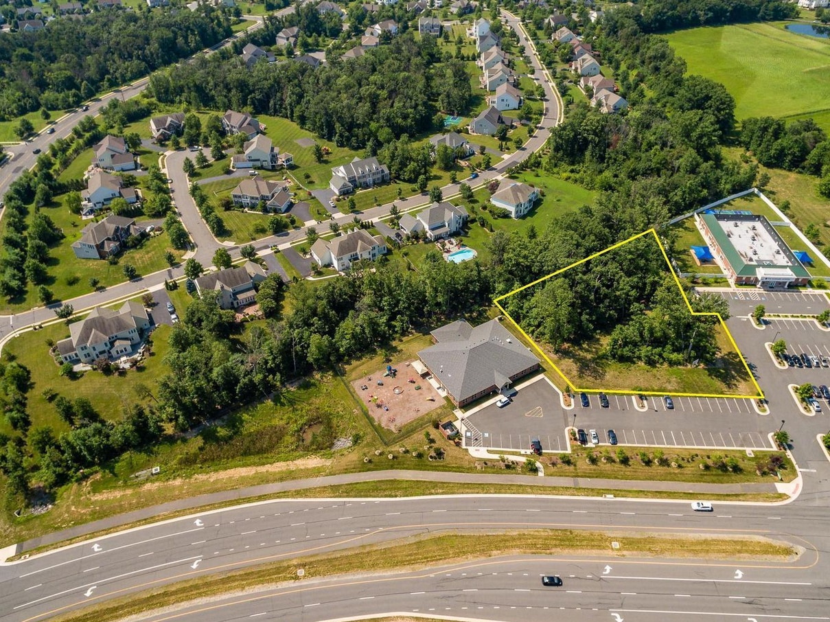 43665 Tall Cedars Pky, Chantilly, VA 20152 Day Care For Sale in