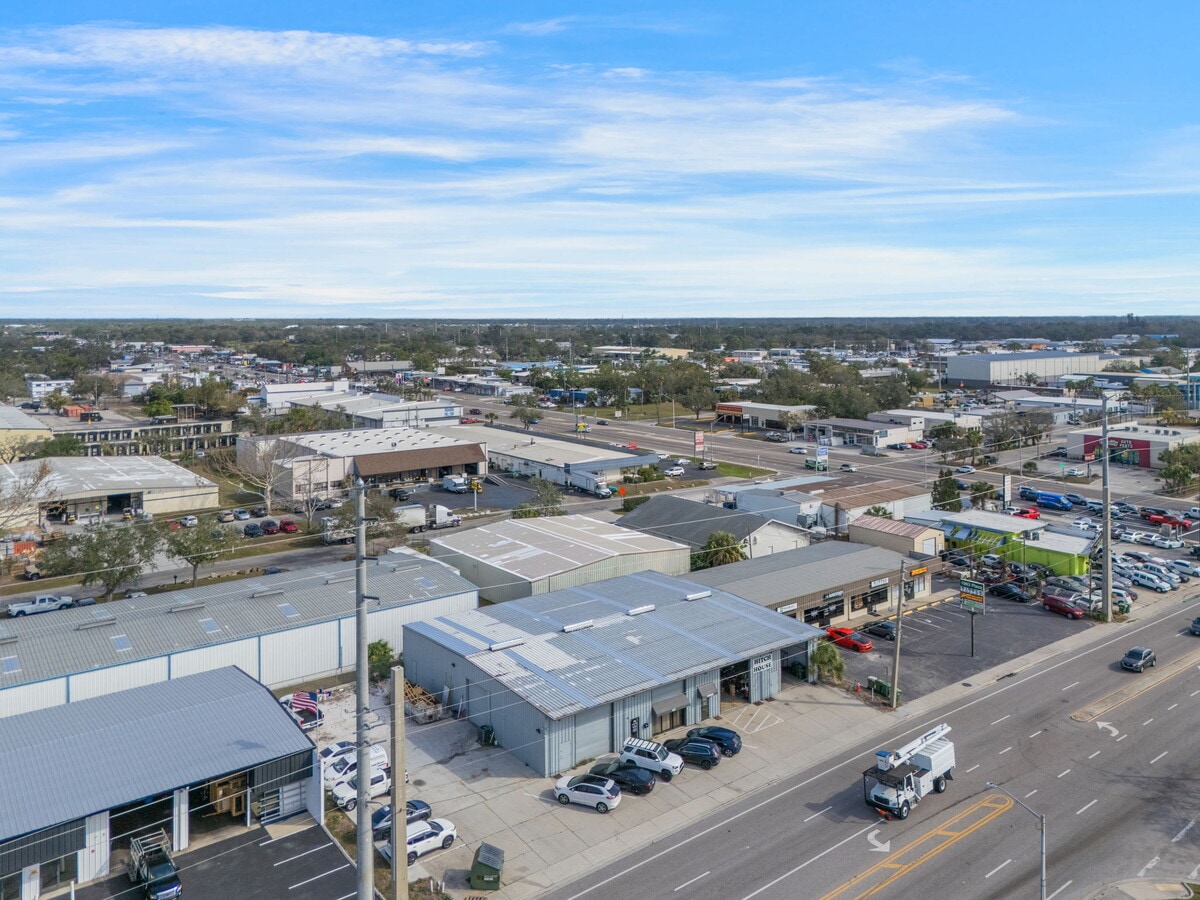 1925 12th St Sarasota FL 34236 - 1925 12th St Sarasota FL Building Photo 1 HighDefinition