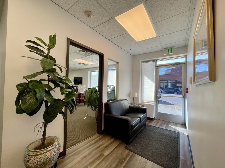 3280 Downing St, Denver, CO for lease - Interior Photo - Image 3 of 42
