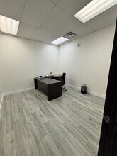 4035 W Chandler Blvd, Chandler, AZ for lease Interior Photo- Image 1 of 1