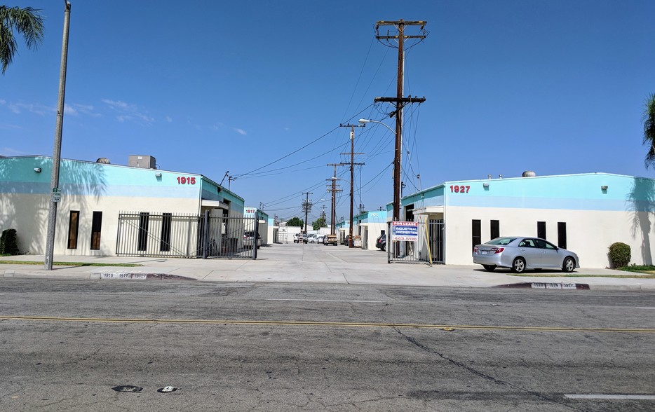 1915-1927 Santa Anita Ave, South El Monte, CA for sale - Building Photo - Image 1 of 1