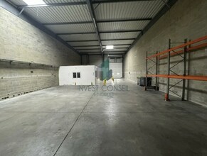 Flex in Saint-Brice-sous-Forêt for lease Interior Photo- Image 1 of 6