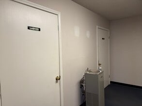 1676-1710 Barcrest Dr, Memphis, TN for lease Interior Photo- Image 2 of 13