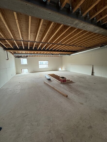 4554 Forestdale Dr, Park City, UT for lease - Building Photo - Image 3 of 6