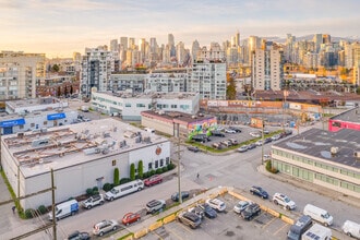 325 W 4th Ave, Vancouver, BC - AERIAL  map view