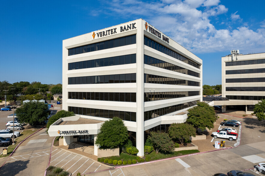 3880 Hulen St, Fort Worth, TX for lease - Building Photo - Image 1 of 16