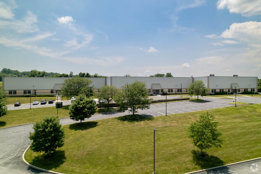 100 Cheshire Ct, Coatesville, PA for lease - Building Photo - Image 2 of 6