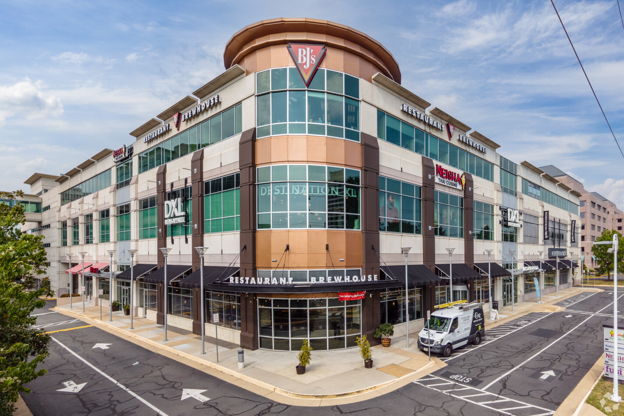 8027 Leesburg Pike, Vienna, VA for sale Building Photo- Image 1 of 1