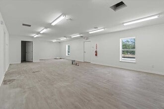 4170 County Road 218, Middleburg, FL for sale Interior Photo- Image 2 of 3