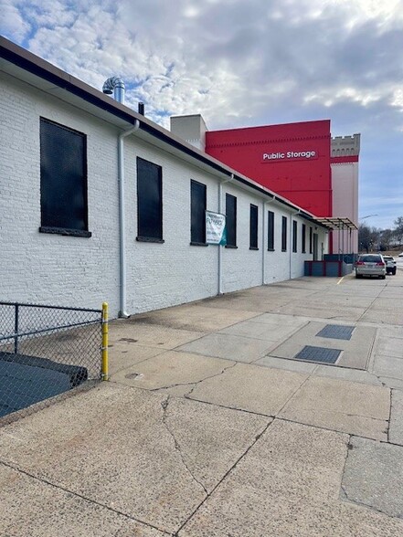 430 Nepperhan Ave, Yonkers, NY for sale - Building Photo - Image 2 of 11