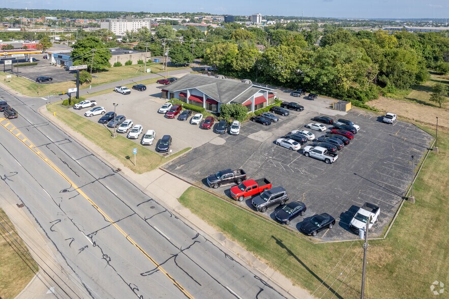 2400 E Sharon Rd, Sharonville, OH for sale - Aerial - Image 2 of 4