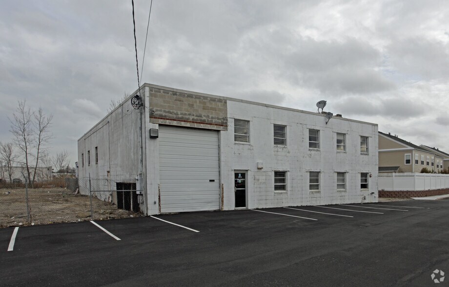 3670-6 W Oceanside Rd, Oceanside, NY for sale - Primary Photo - Image 1 of 1