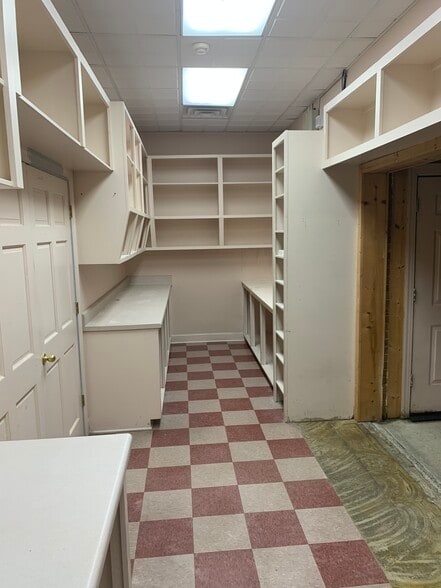 1078 McRae Hwy, Eastman, GA for lease - Interior Photo - Image 3 of 9