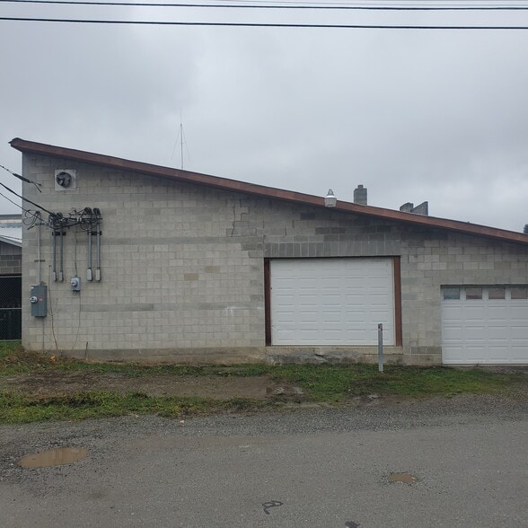 317 S Union Ave, Newport, WA for lease - Building Photo - Image 2 of 8