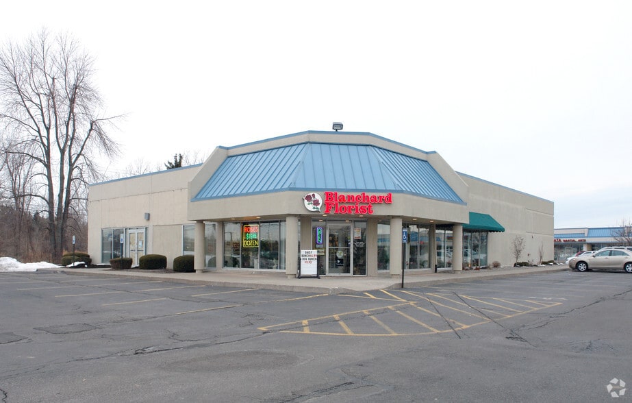 3208 Latta Rd, Greece, NY 14612