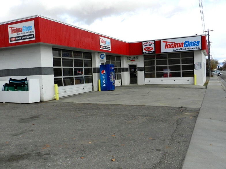 825 W Highway 40, Vernal, UT for sale - Building Photo - Image 1 of 1