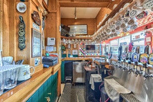 223 Reindollar Ave, Marina CA - Bar