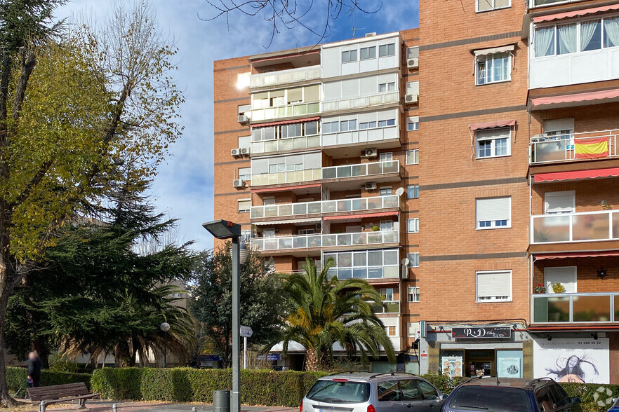 Calle México, 17, Coslada, Madrid for lease - Primary Photo - Image 1 of 2