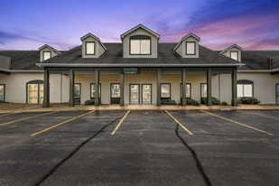 W7003 Parkview Dr, Greenville WI - Pub