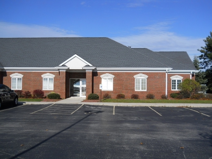 2848 Memorial Dr, Two Rivers, WI for lease - Building Photo - Image 2 of 51