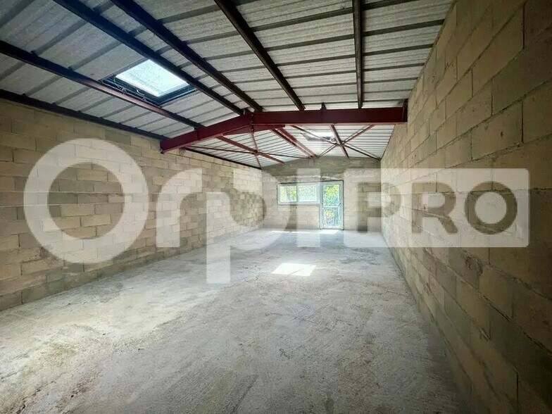 Flex in Saint-Chéron for sale - Interior Photo - Image 3 of 6