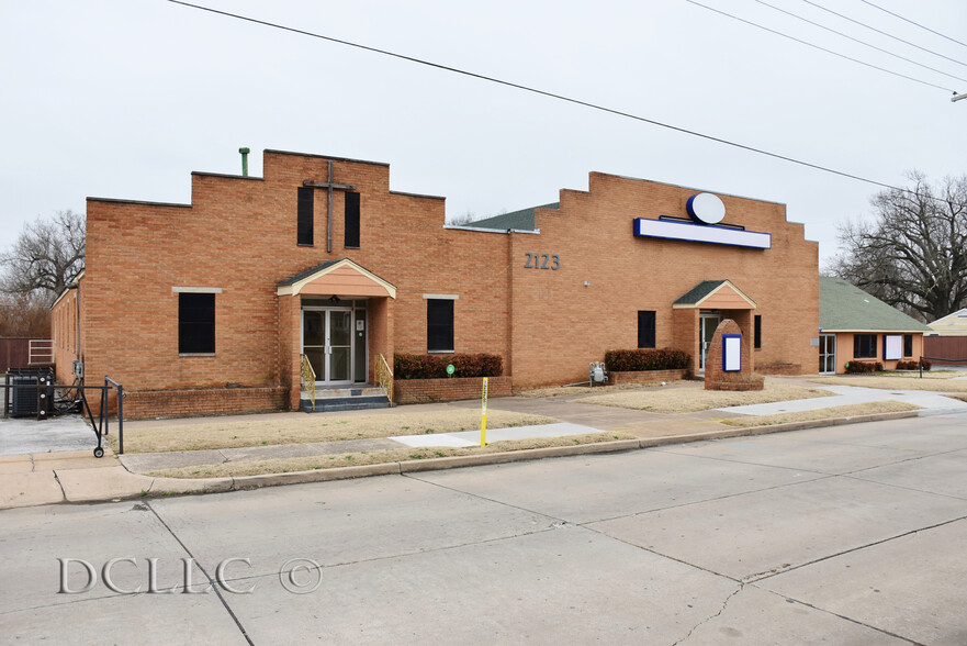 2123 N Frankfort Ave, Tulsa, OK for sale - Building Photo - Image 1 of 1