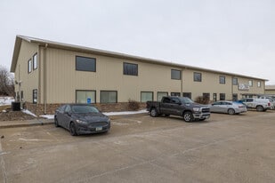 5485 NE 17th St, Des Moines IA - Warehouse