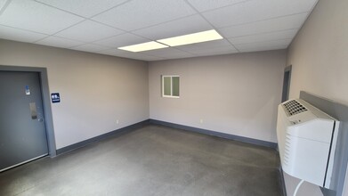 101 Butterfield Rd, Yakima, WA for lease Interior Photo- Image 2 of 2