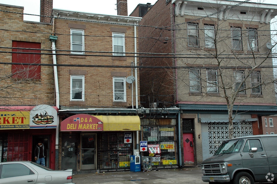 804 Stuyvesant Ave, Trenton, NJ 08618