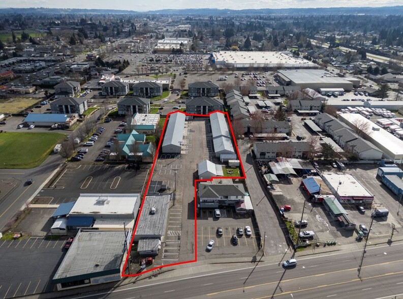 3790 Silverton Rd NE, Salem, OR for lease - Building Photo - Image 2 of 14