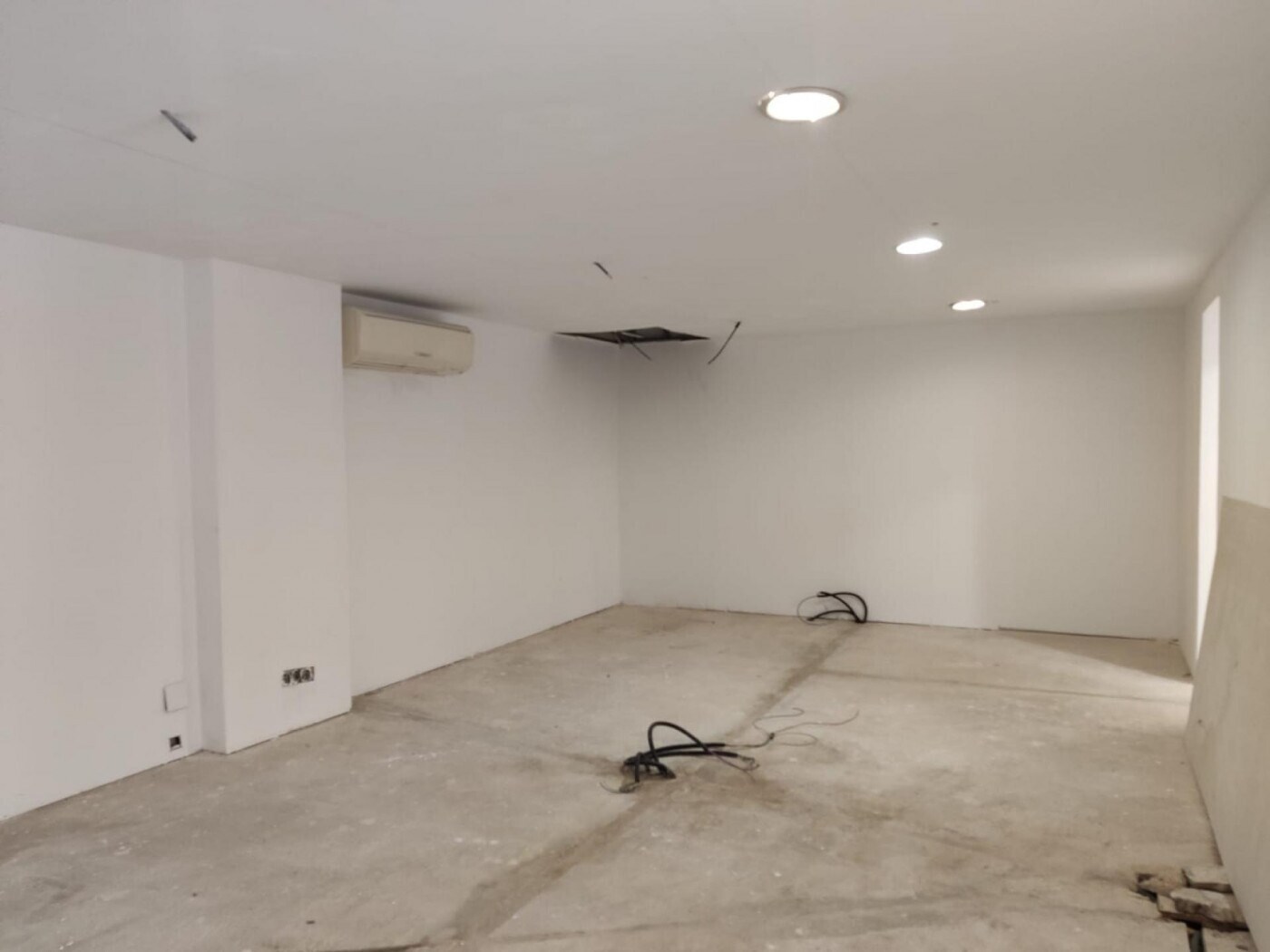 Retail in Salou, Tarragona for lease Floor Plan- Image 1 of 3