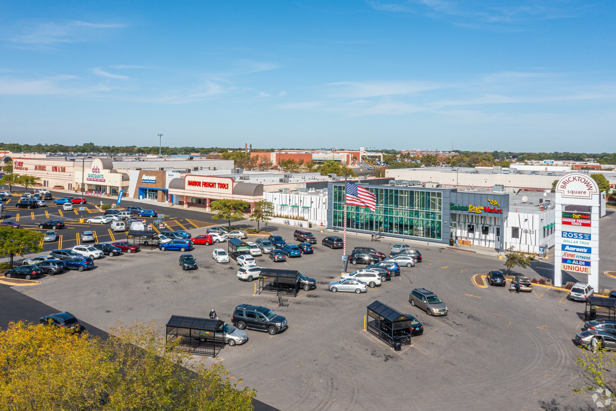 6420-6560 W Fullerton Ave, Chicago, IL for lease Building Photo- Image 1 of 16