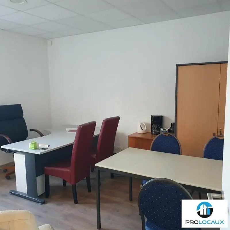 Flex in Voiron for lease Interior Photo- Image 1 of 14