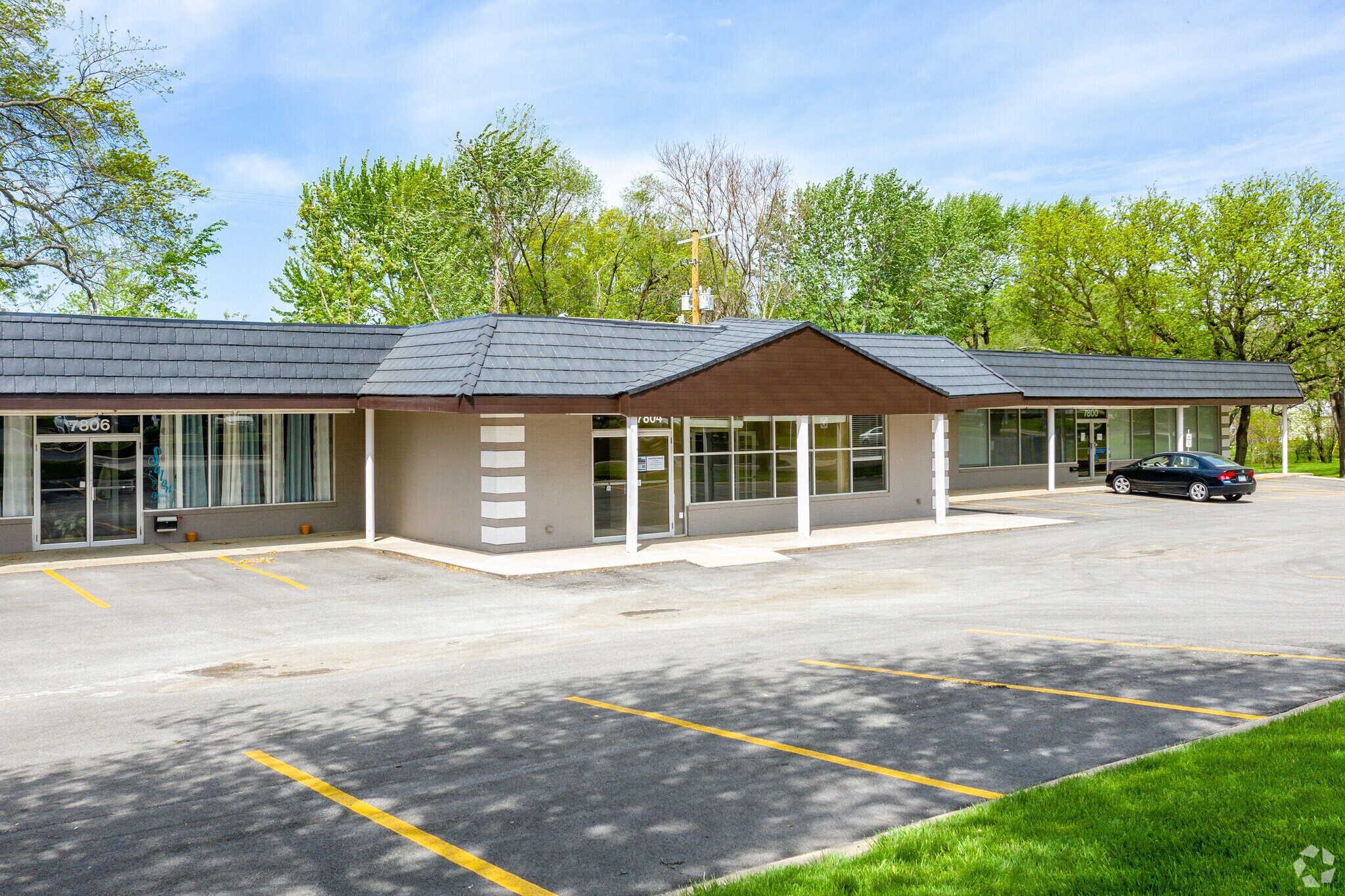 7800-7808 Foster St, Overland Park, KS for sale Building Photo- Image 1 of 1
