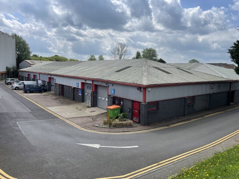 Henwood, Ashford for lease - Primary Photo - Image 1 of 16