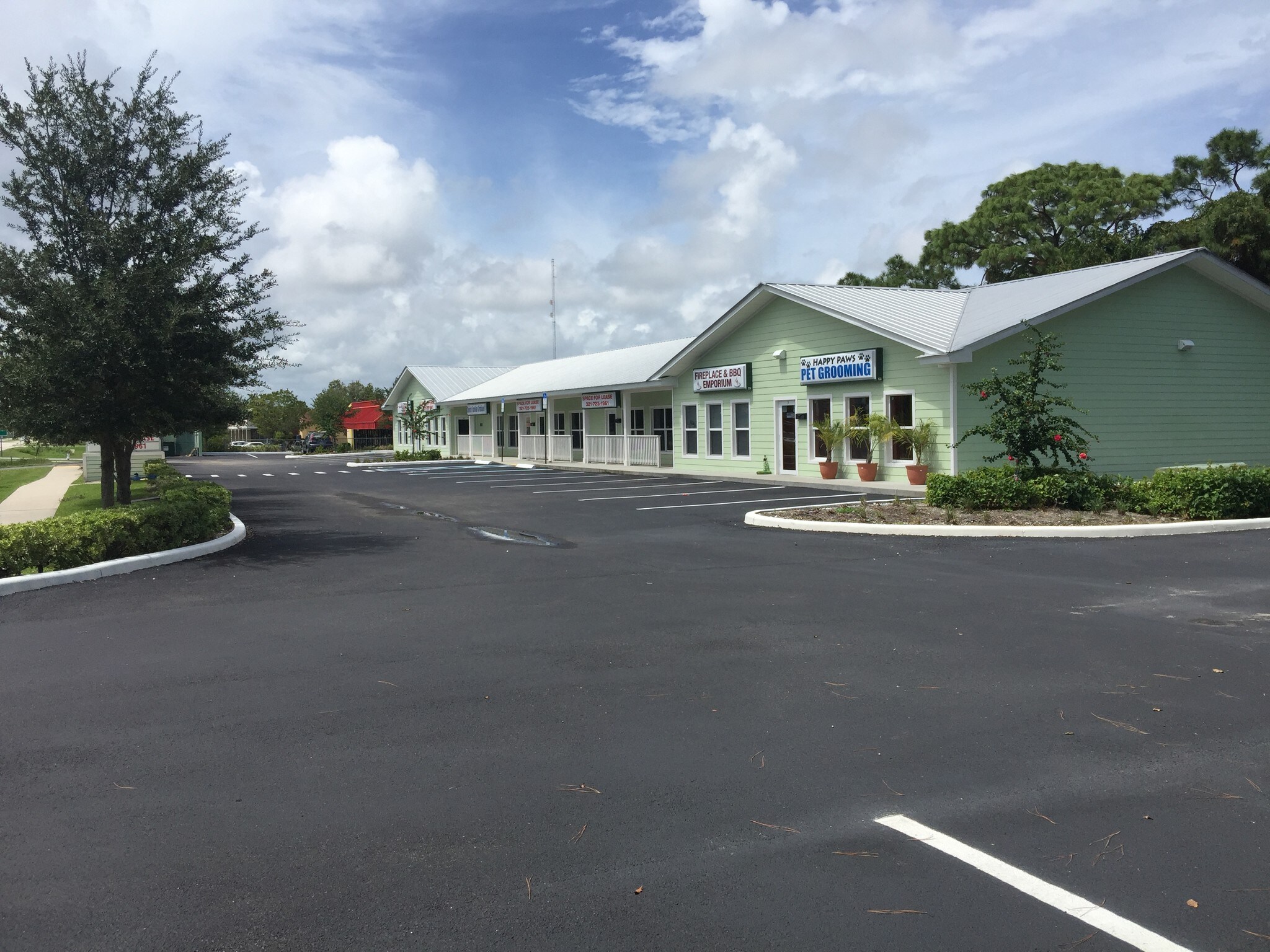 2539 Palm Bay Rd NE, Palm Bay, FL for lease Building Photo- Image 1 of 5