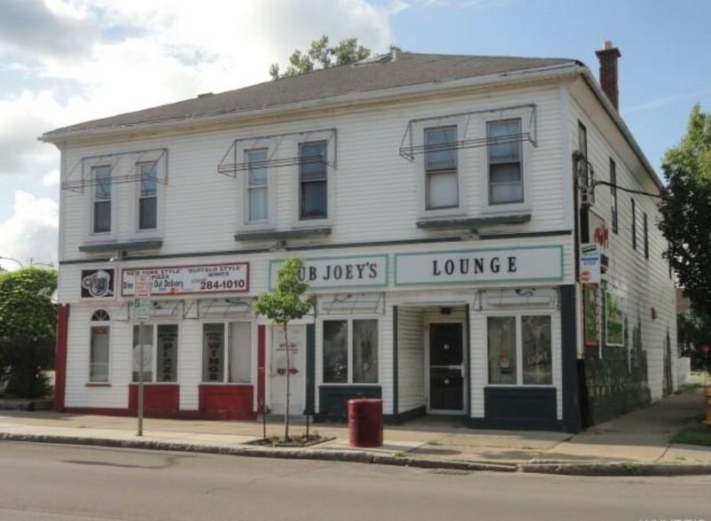 1532 Pine Ave, Niagara Falls, NY for sale - Primary Photo - Image 1 of 1