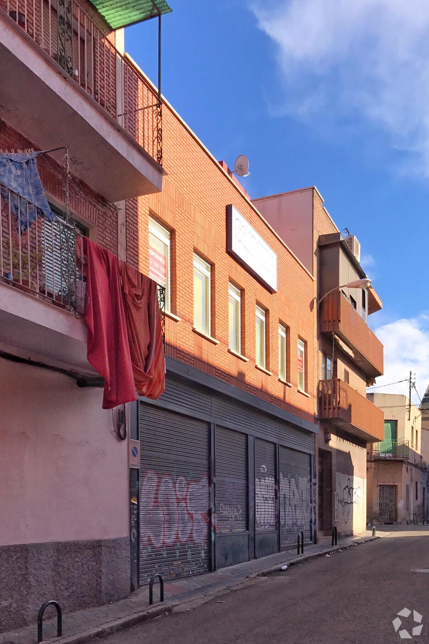Calle de Pilar Rueda, 8, Madrid, Madrid for sale Primary Photo- Image 1 of 1