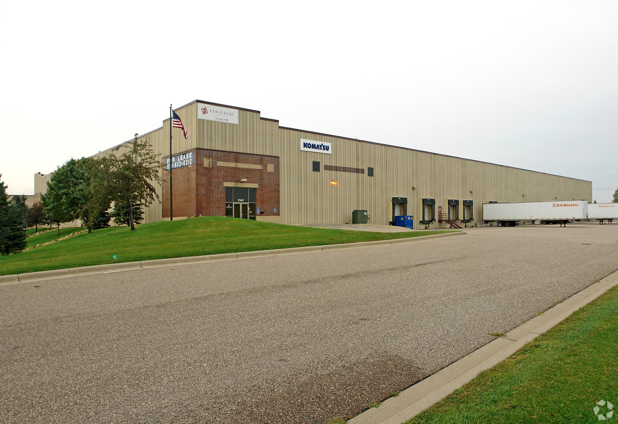 2945 Commers Dr, Eagan, MN for lease Primary Photo- Image 1 of 12