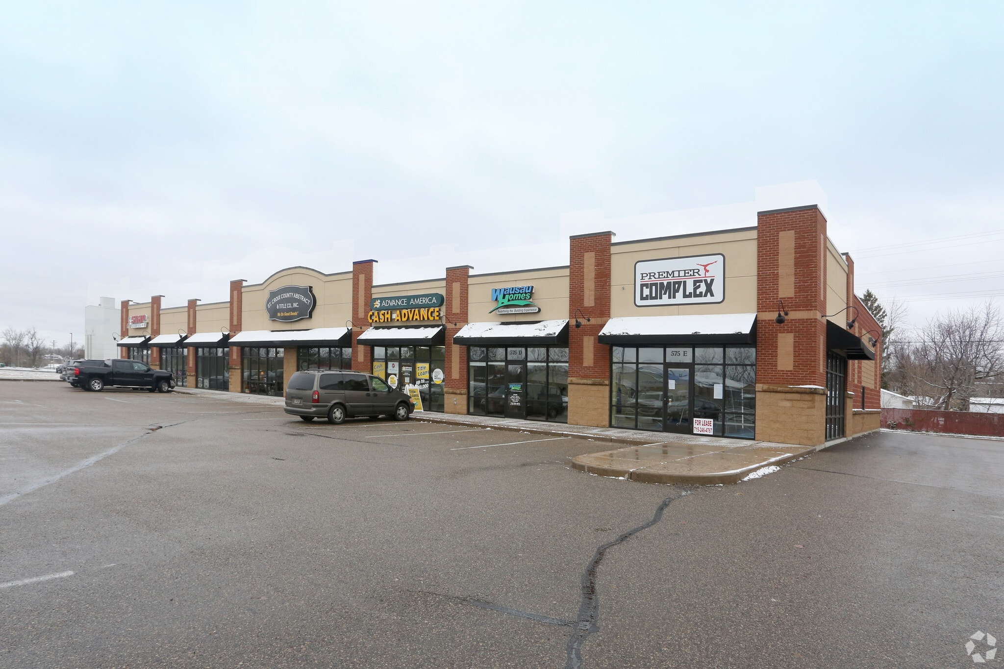 575 N Knowles Ave, New Richmond, WI for lease Primary Photo- Image 1 of 5