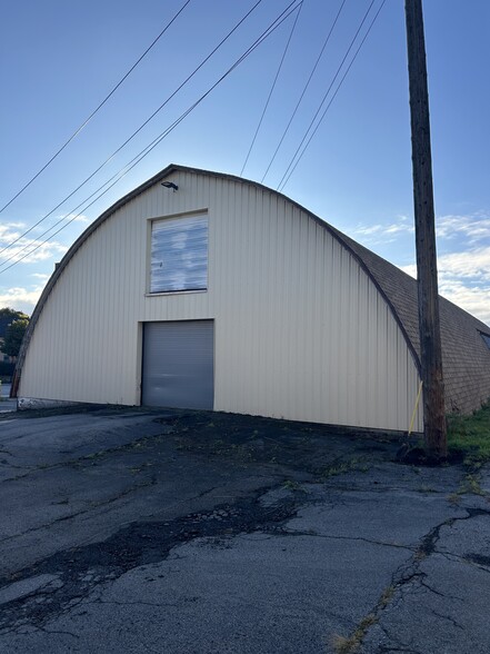 97-101 Dewey Ave, Rochester, NY for lease - Building Photo - Image 3 of 16