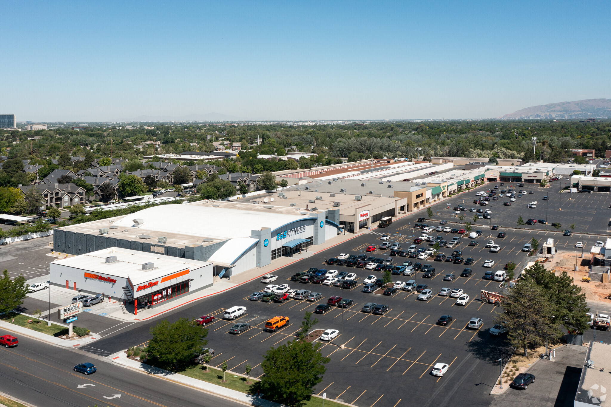 5412-5504 S 900 E, Salt Lake City, UT for lease Building Photo- Image 1 of 11