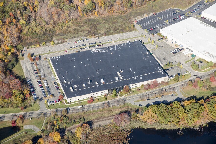 450 Clark Dr, Mount Olive, NJ for lease - Aerial - Image 2 of 5