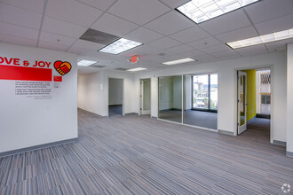 44 W Flagler St, Miami, FL for lease Interior Photo- Image 1 of 4